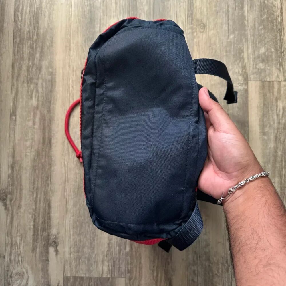 Vintage 90s Tommy Hilfiger Lion Crest Flag Backpack Sack - Picture 14 of 15